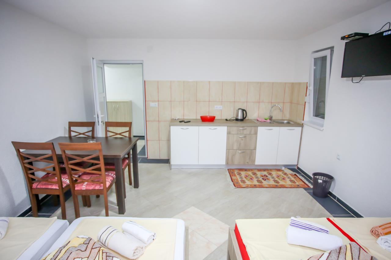 Apartments River Una 4 Bihac Exterior photo