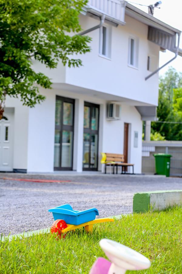 Apartments River Una 4 Bihac Exterior photo